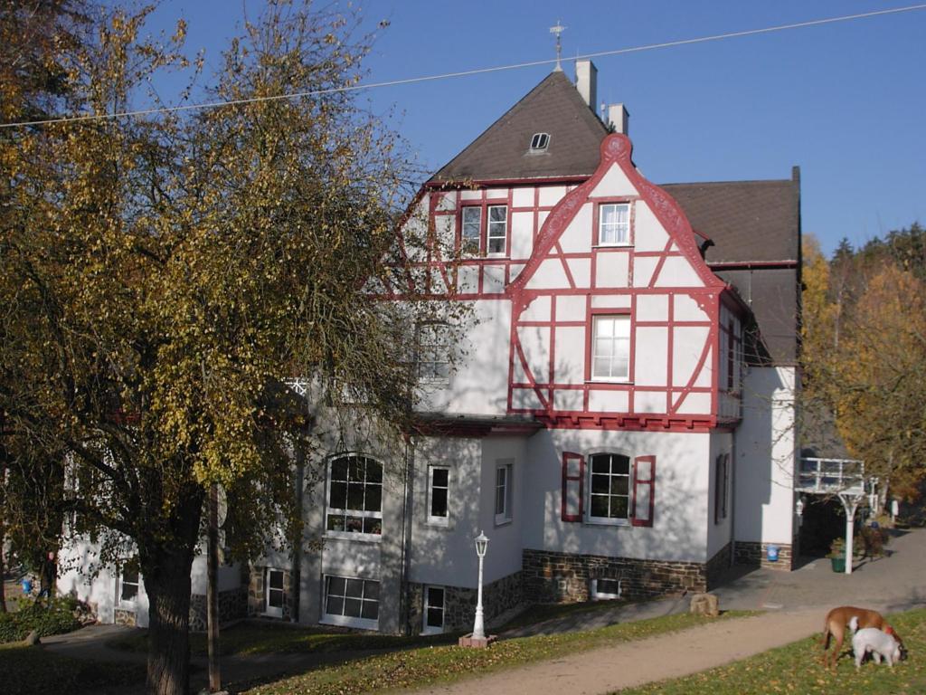 Waldhotel Forsthaus Remstecken Koblenz  Exterior foto